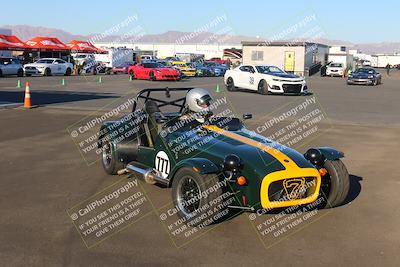 media/Nov-19-2022-Speed Ventures (Sat) [[eb5c8f9508]]/Around the Pits/Pre Grid Orange/